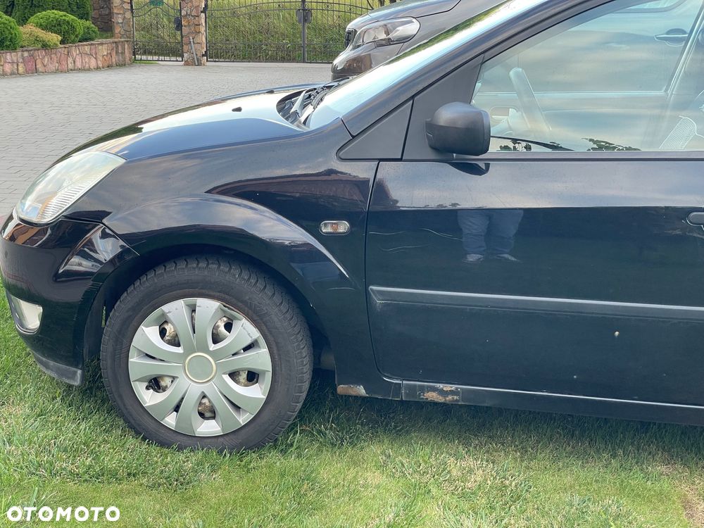 Ford Fiesta 1.3 - 4