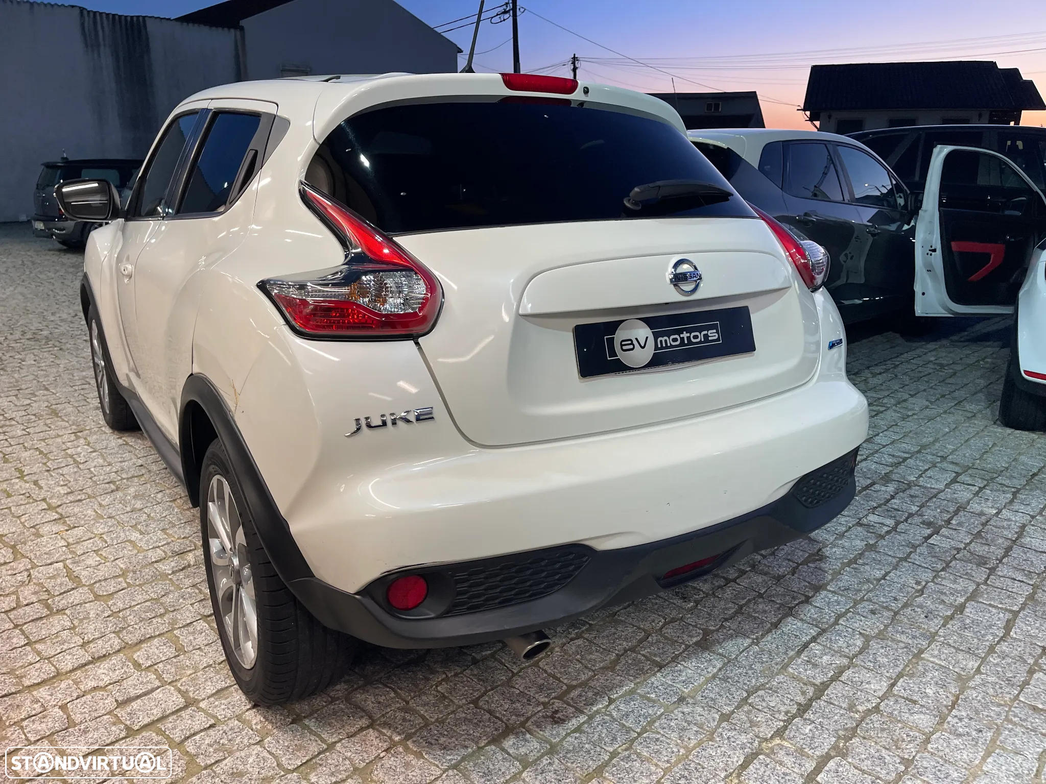 Nissan Juke 1.5 dCi Tekna S P.Ext.1 Red D. - 9