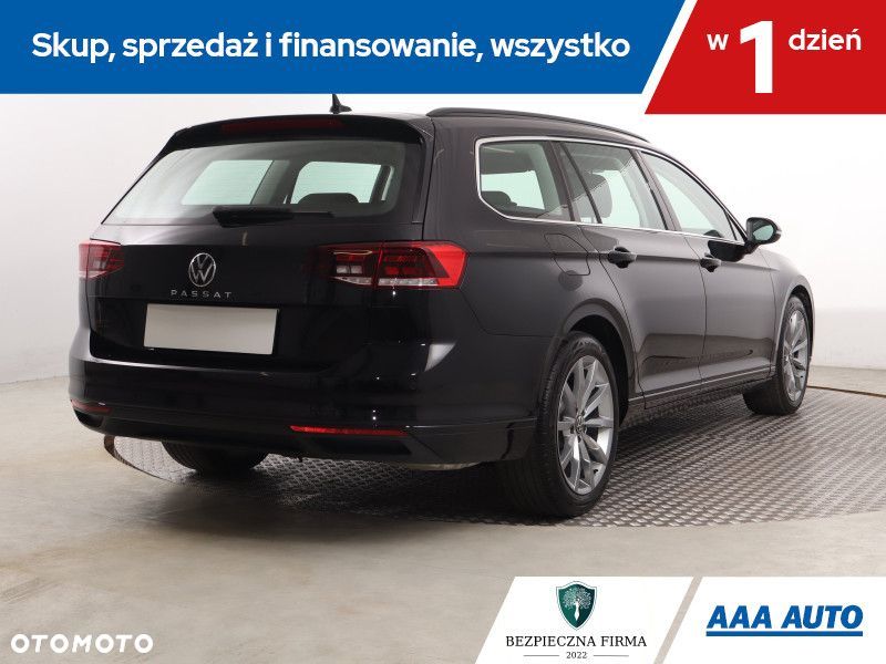 Volkswagen Passat Variant - 7