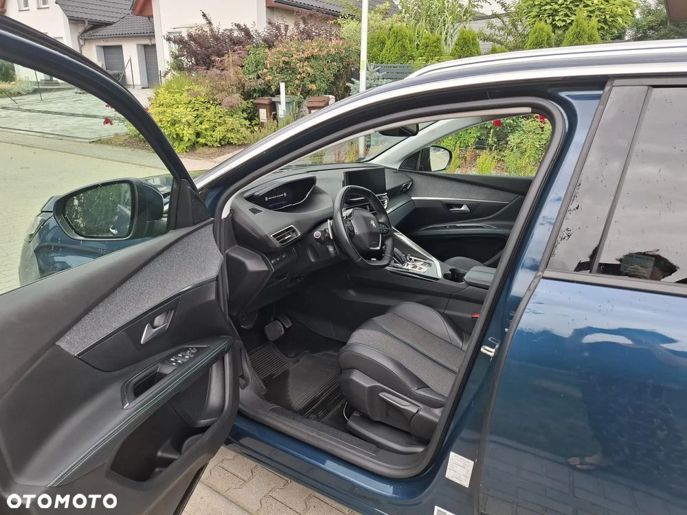 Peugeot 5008 1.2 PureTech Allure Pack S&S EAT8 - 5