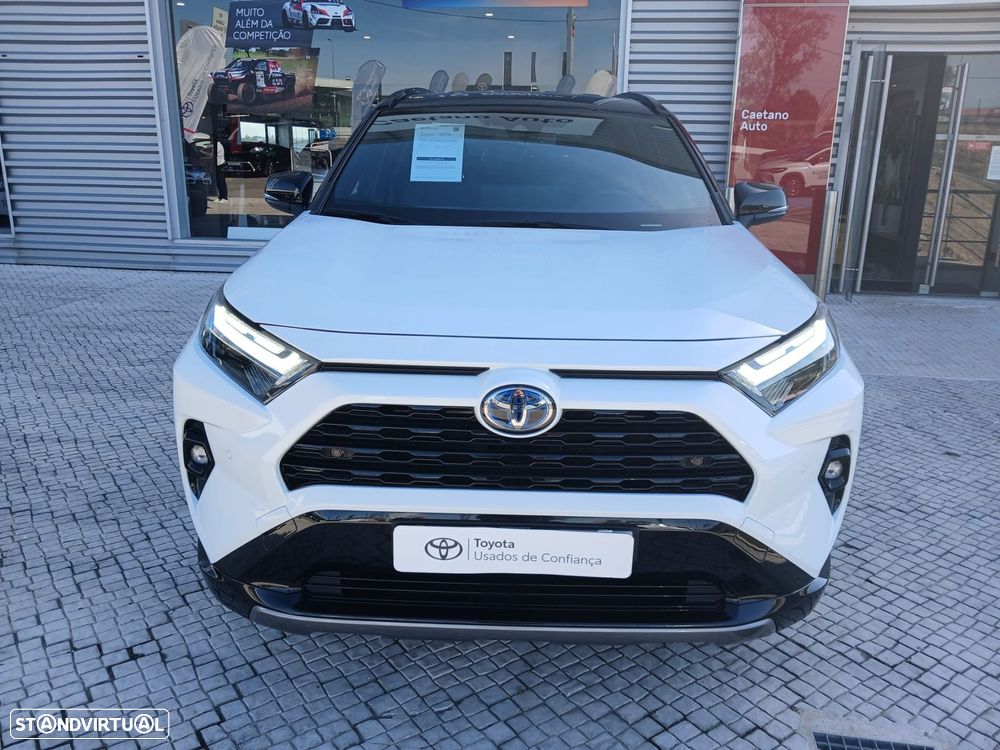 Toyota RAV4 - 1