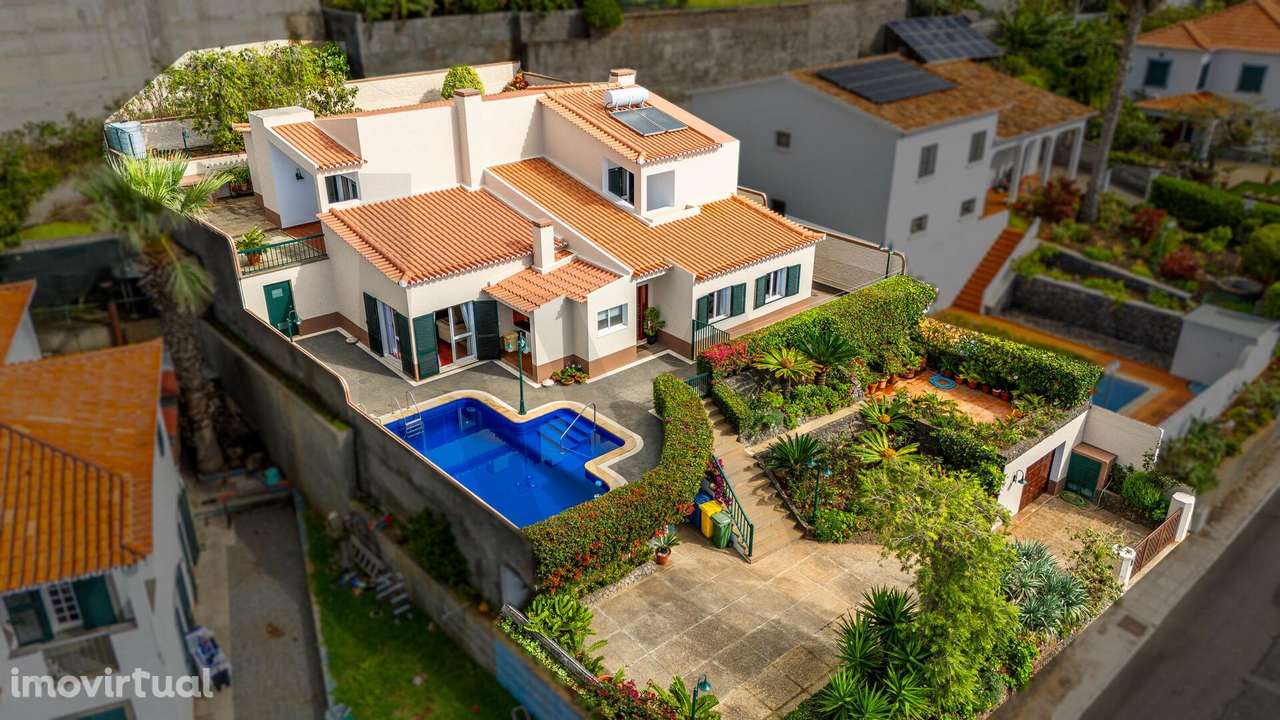 Moradia T4 com 258m2 no Garajau ,Piscina, Vista Mar Panorâmica e Garag - Grande imagem: 2/56