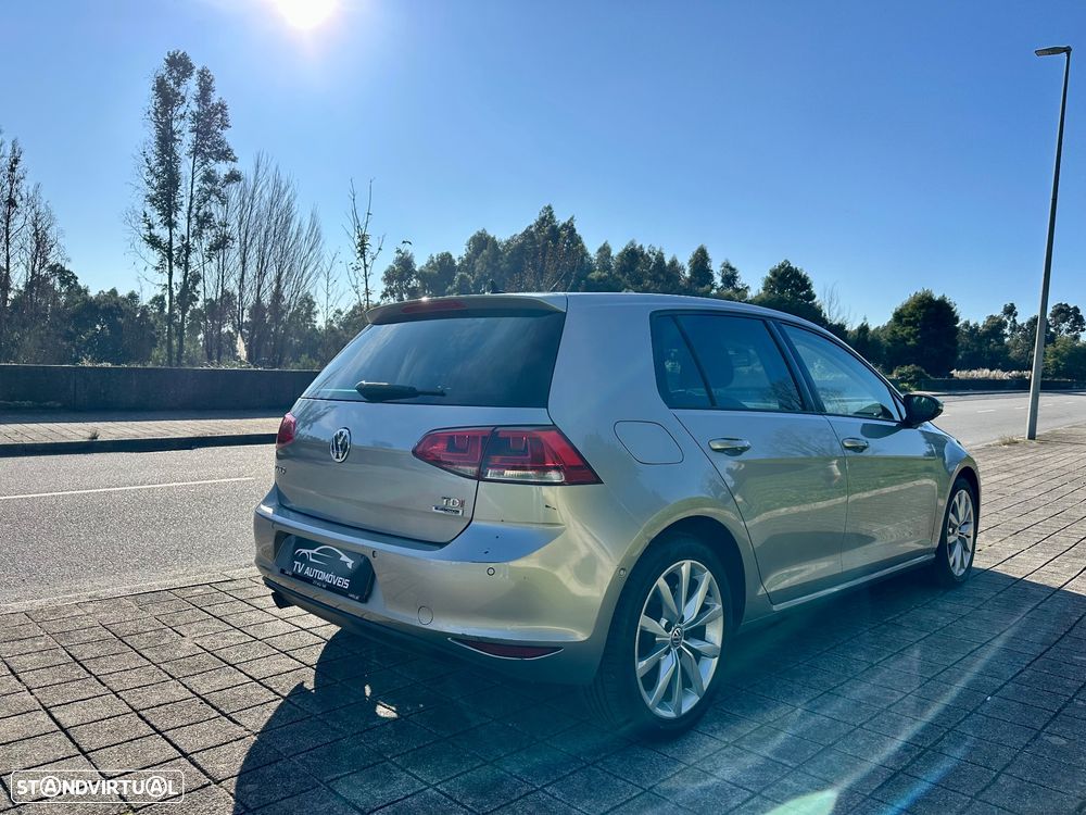 VW Golf 1.6 TDi Highline DSG - 6