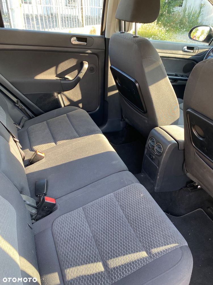 Volkswagen Golf Plus 1.6 TDI DPF Comfortline - 7