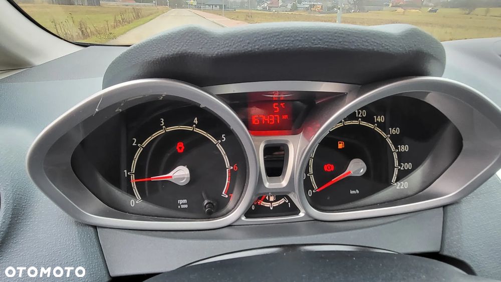 Ford Fiesta 1.4 Platinium X - 26