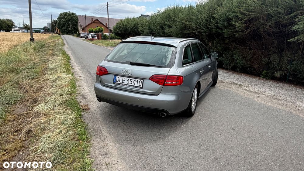 Audi A4 Avant 3.0 TDI DPF quattro S tronic S line Sportpaket - 25