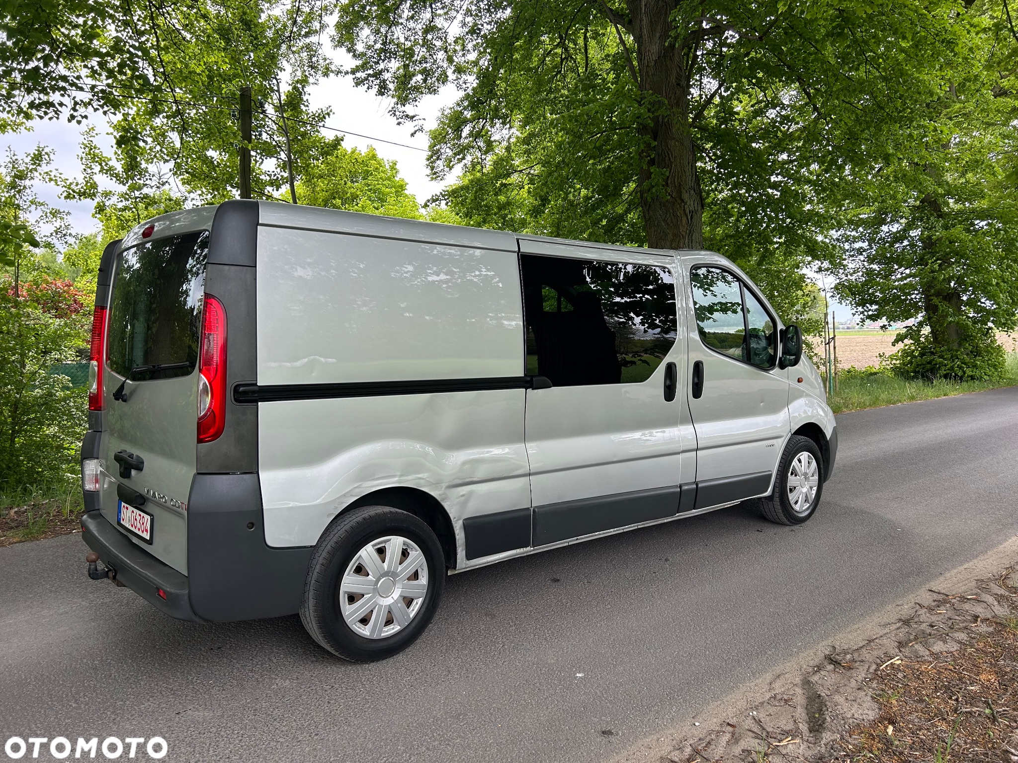 Opel Vivaro - 10