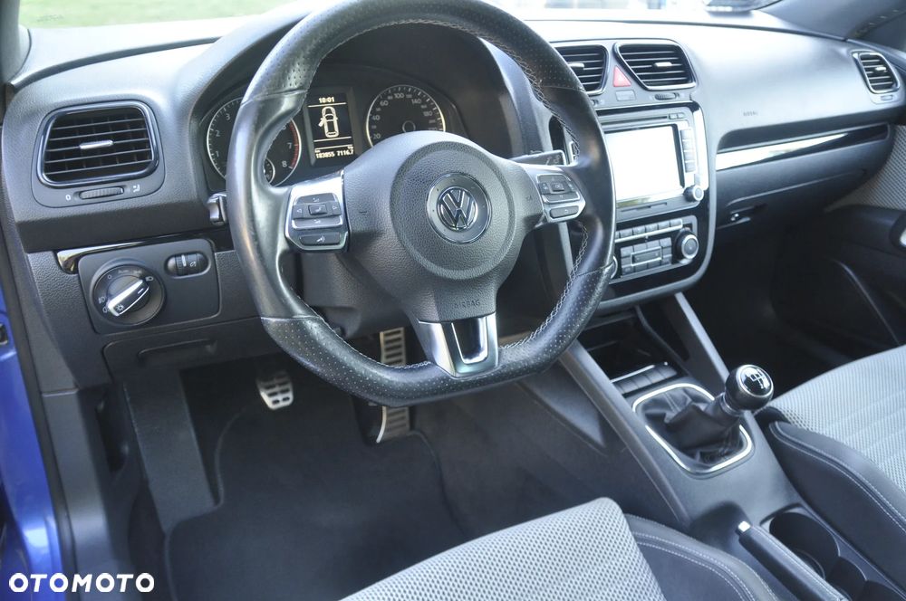 Volkswagen Scirocco 1.4 TSI Perfectline R-Style - 9
