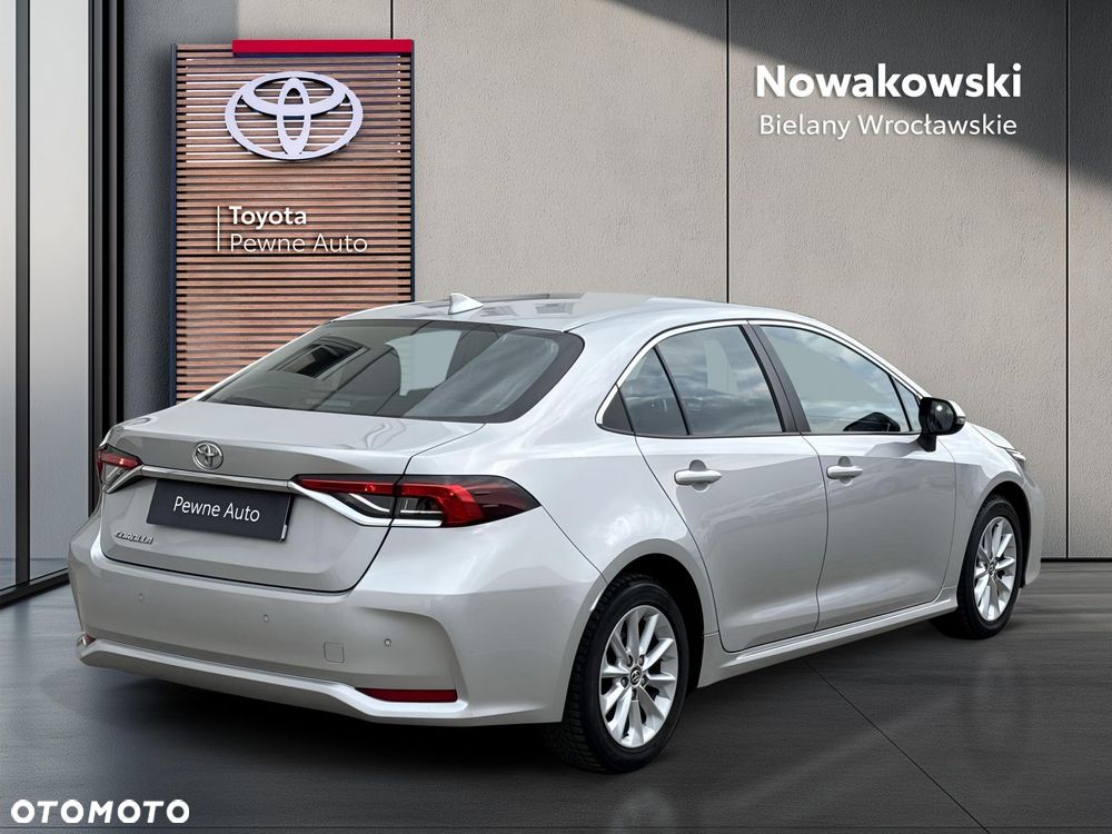 Toyota Corolla 1.6 Comfort - 29