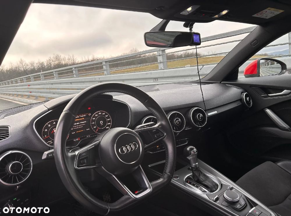 Audi TT Coupé - 10