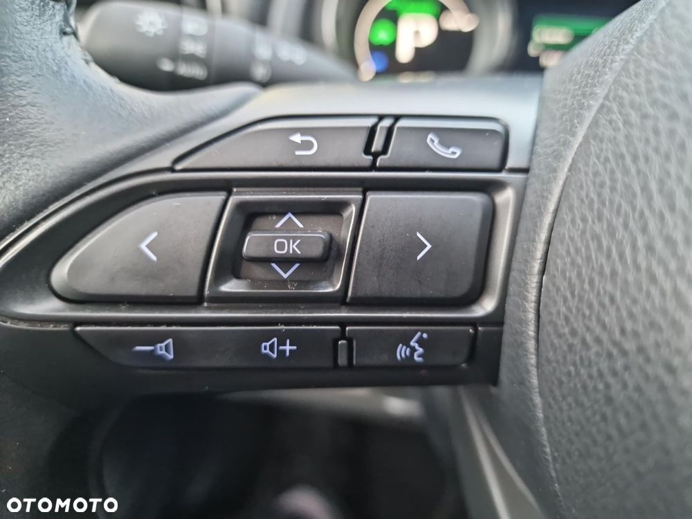 Toyota Yaris Hybrid 1.5 Selection Elegant - 26