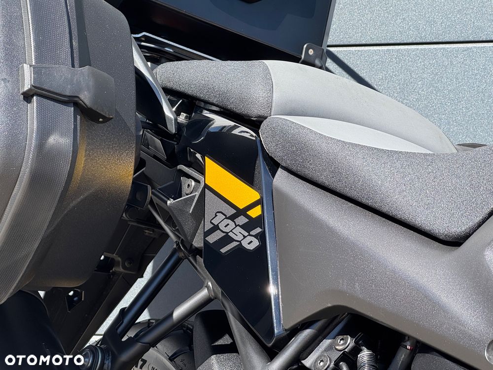 Suzuki V-STROM - 13