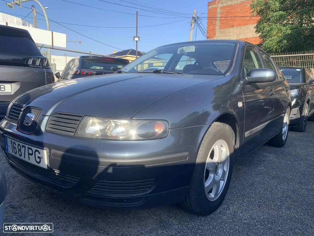 SEAT Leon 1.4 16V Confort JE - 1