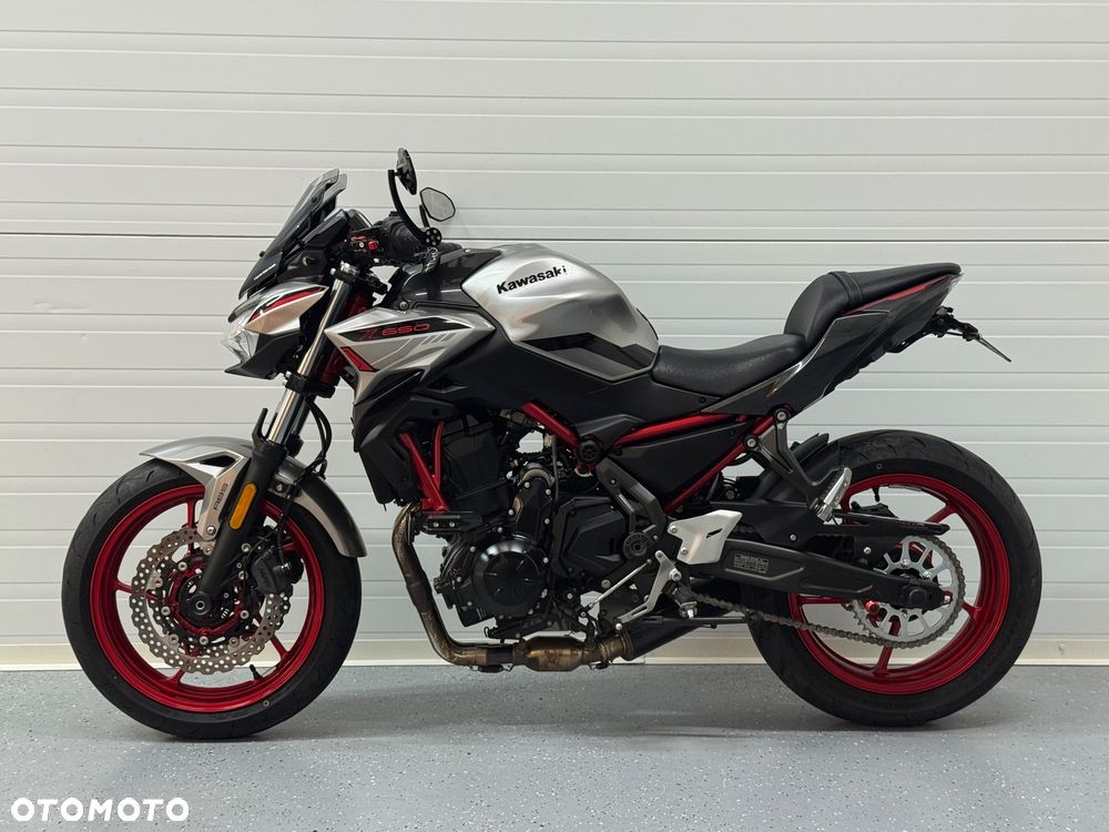 Kawasaki Z 650 - 16