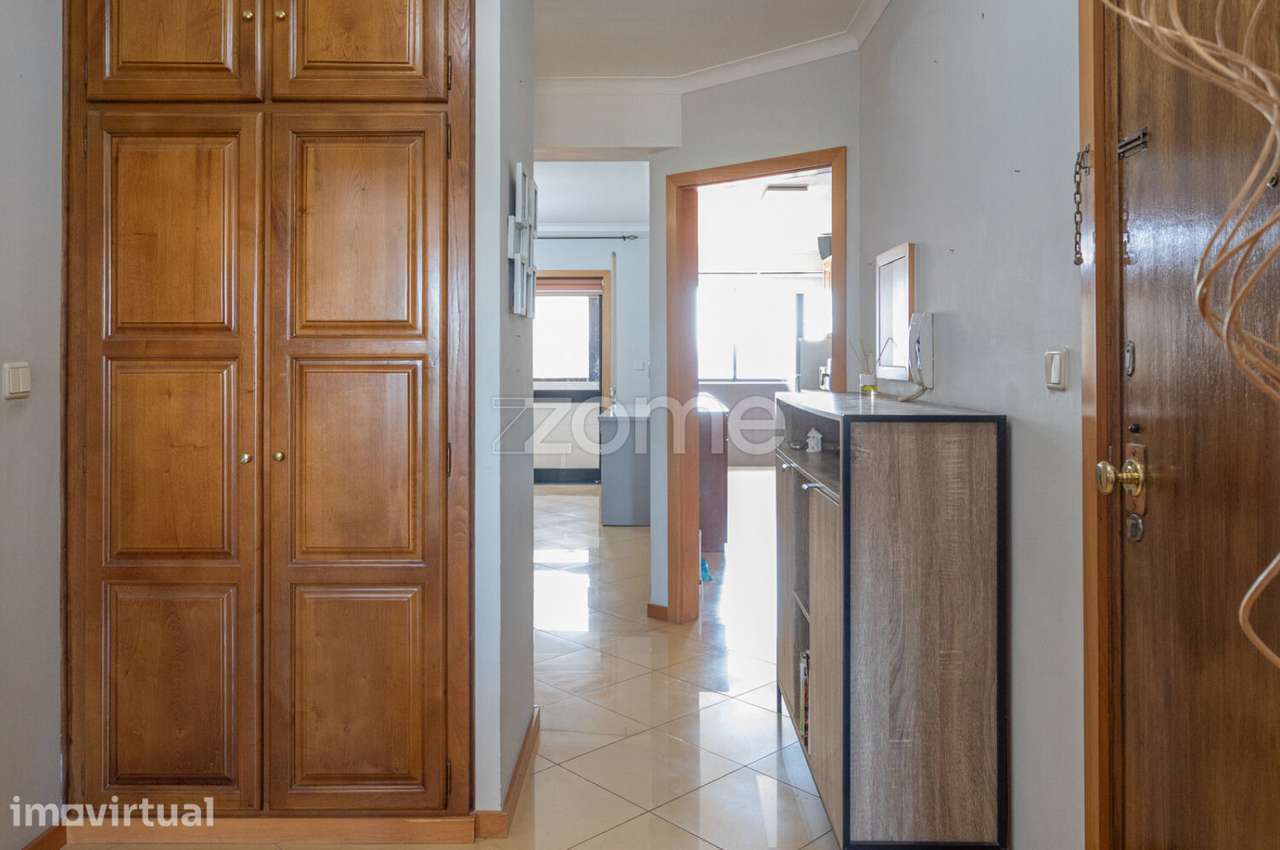 Apartamento T2 com Garagem | Valbom, Gondomar - Grande imagem: 5/25