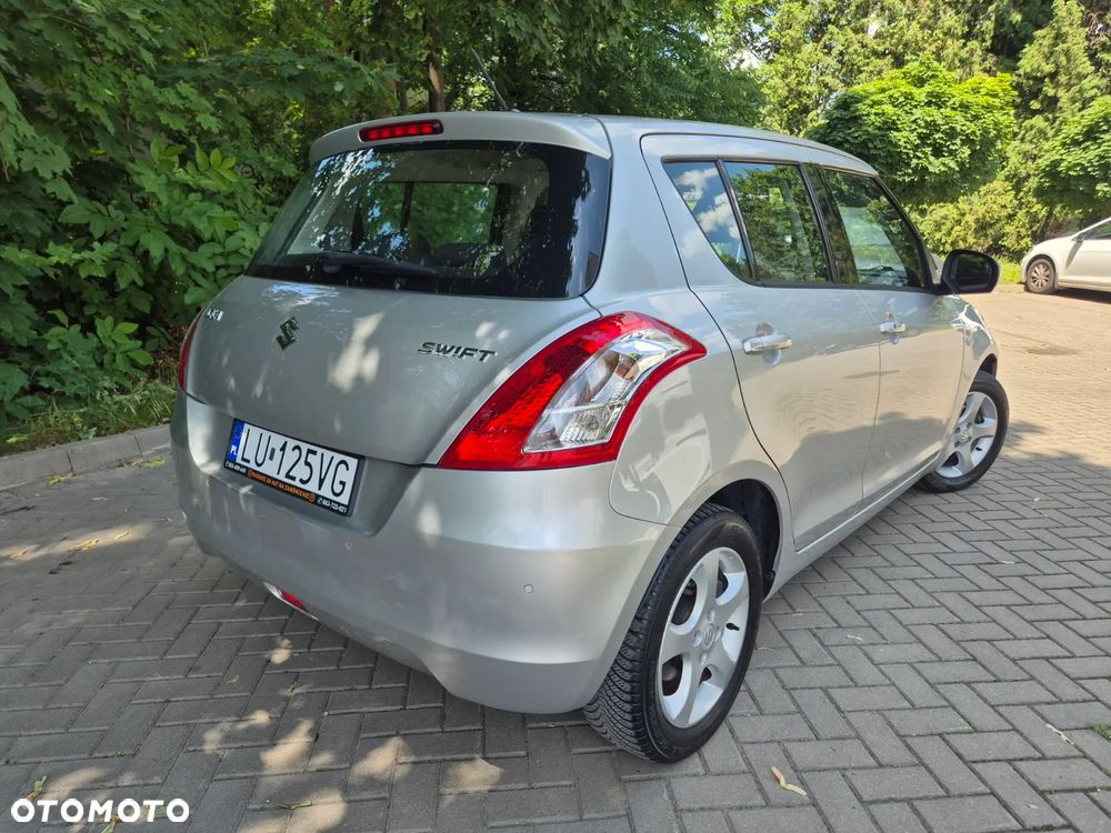Suzuki Swift - 14