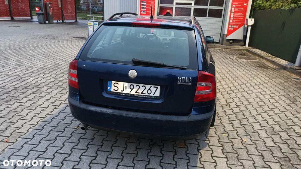 Skoda Octavia 1.6 Elegance - 7