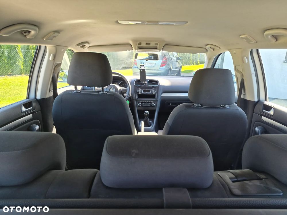 Volkswagen Golf 1.6 TDI DPF Style - 26
