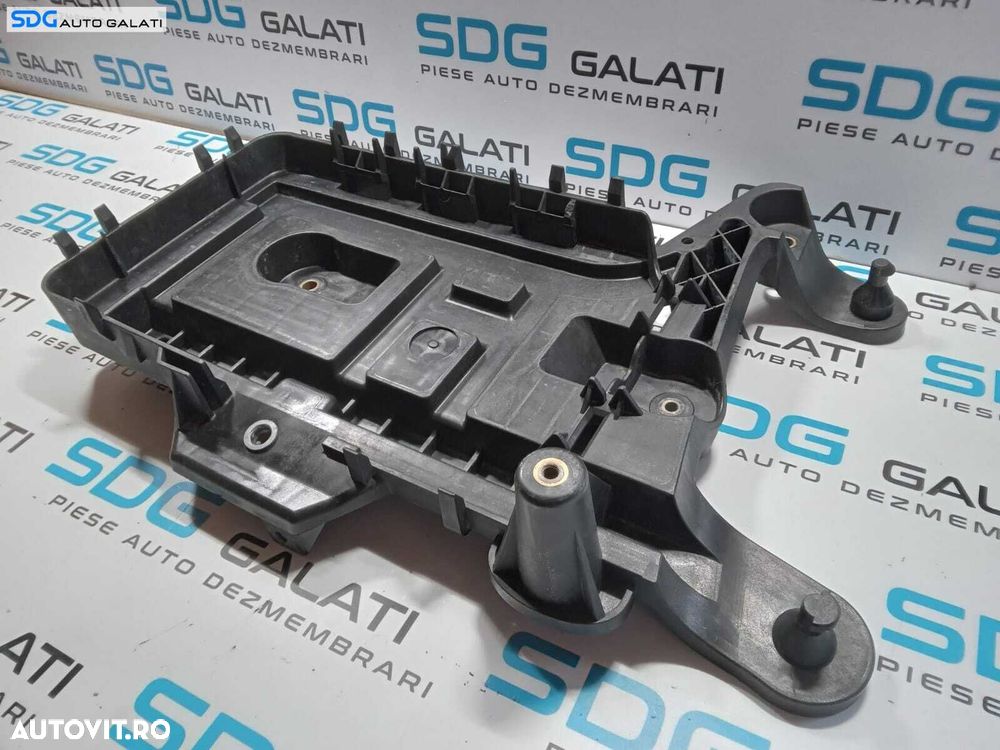 Suport Tava Tavita Carcasa Acumulator Baterie Volkswagen Golf 5 2004 - 2008 Cod 1K0915336B 1K0915333C [275M6] - 2