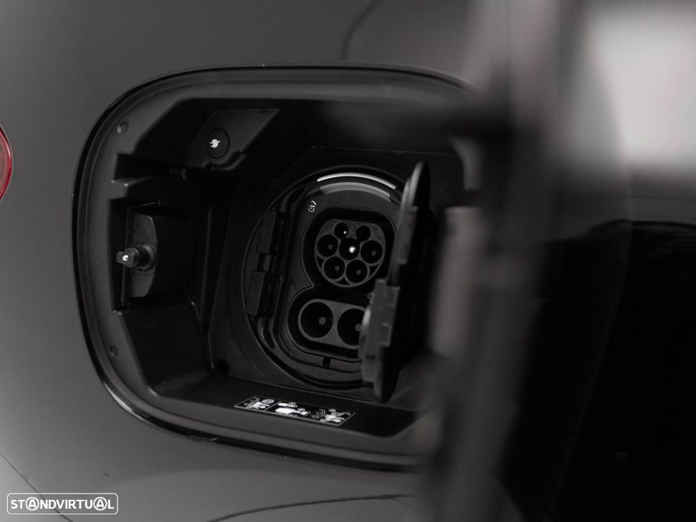 Mercedes-Benz EQA 250 AMG Line - 16