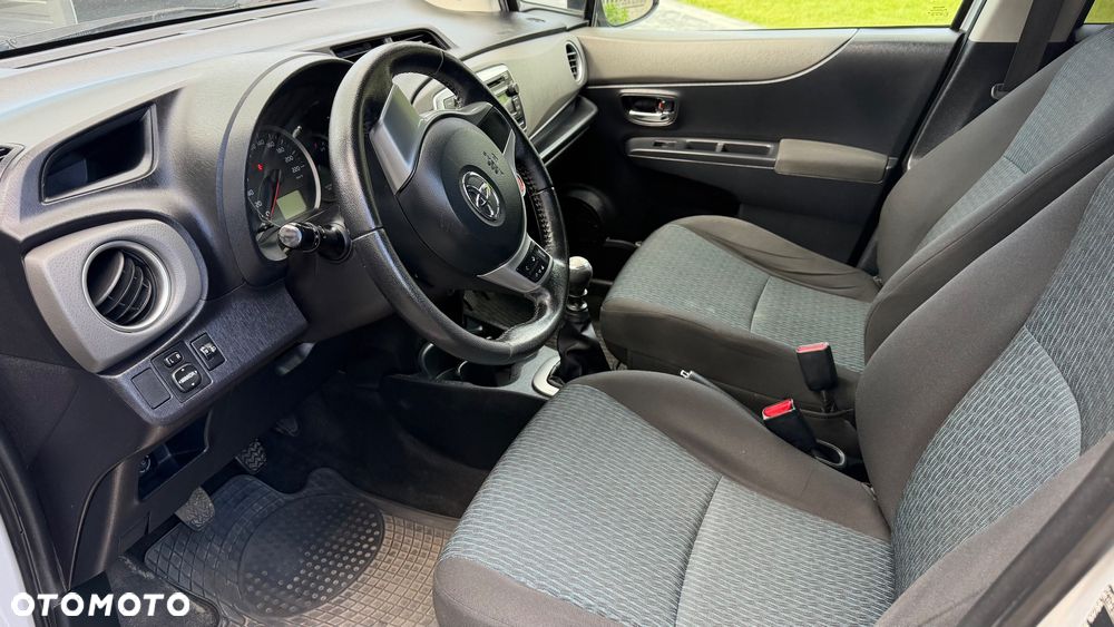 Toyota Yaris 1.33 Active - 17