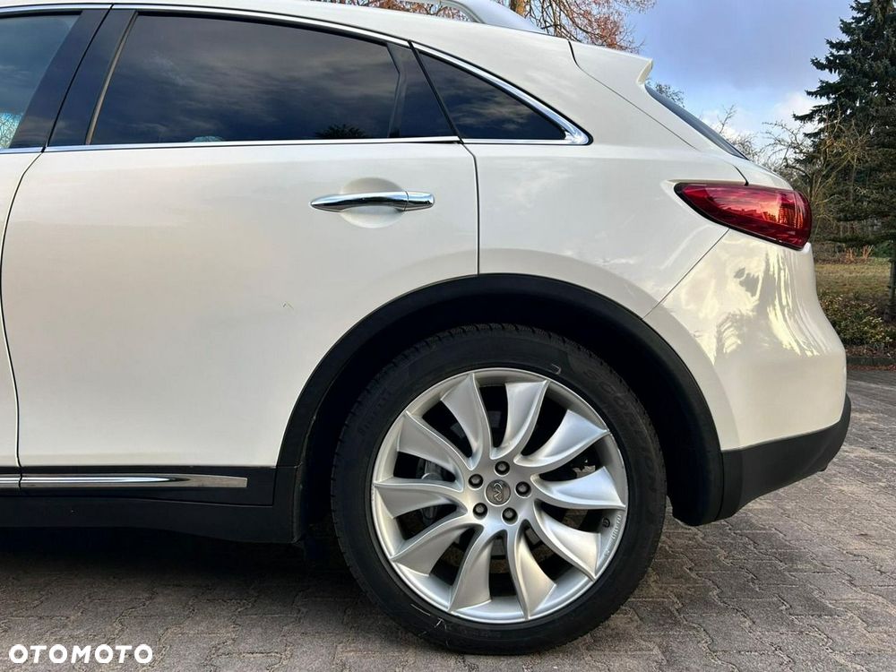 Infiniti QX70 3.7 AWD S Premium - 20