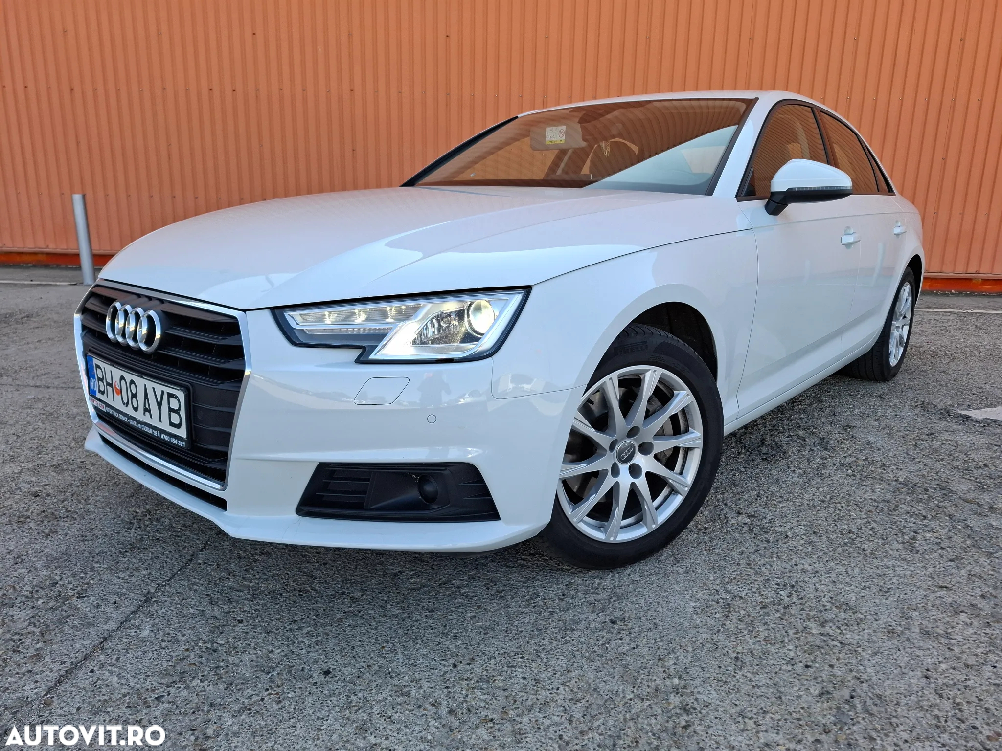 Audi A4 Avant 2.0 TDI S tronic Design - 2