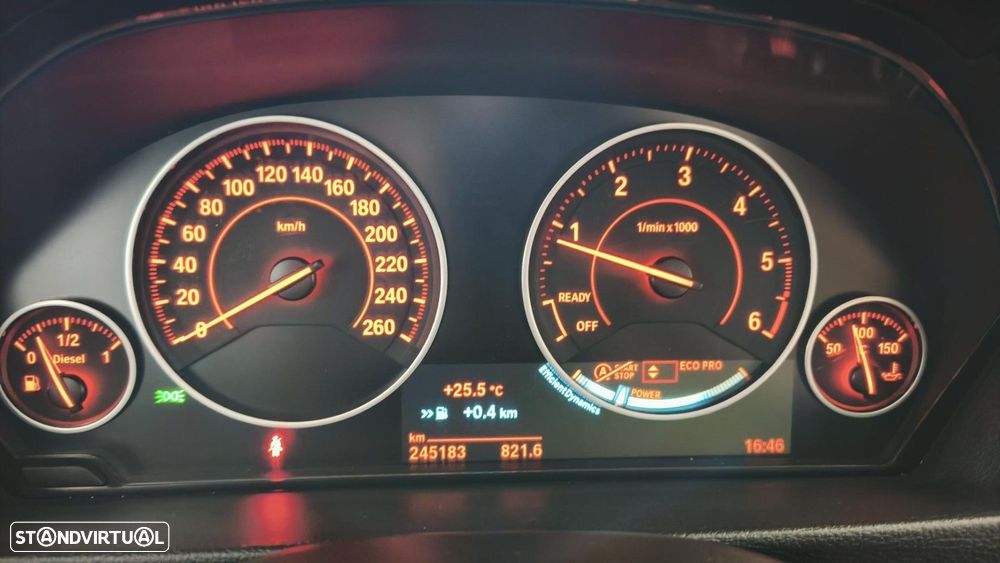BMW 318 d Touring Line Sport Shadow - 24