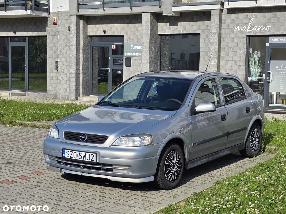 Opel Astra - 1