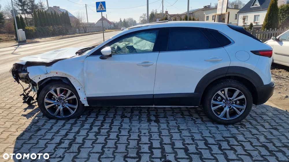 Mazda CX-30 2.0 mHEV Hikari 2WD - 11