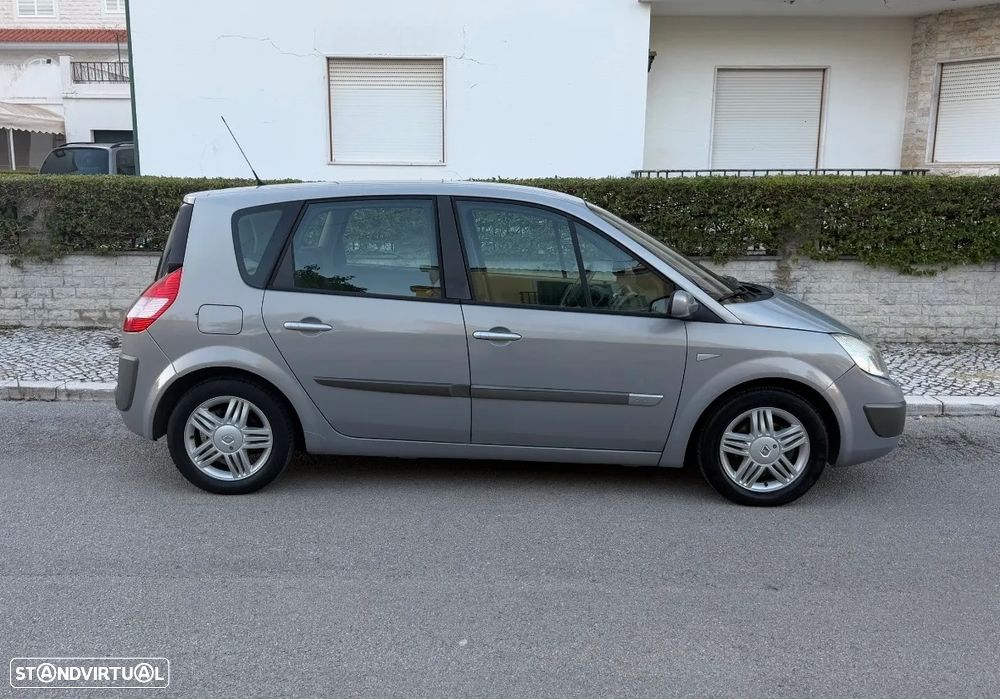 Renault Scénic 1.5 dCi Confort Dynamique - 7