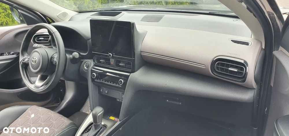 Toyota Yaris Cross - 15