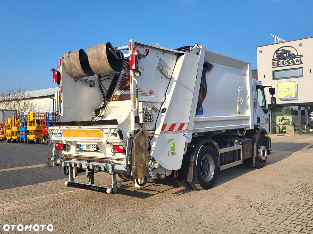 Renault D Wide 19 - 7
