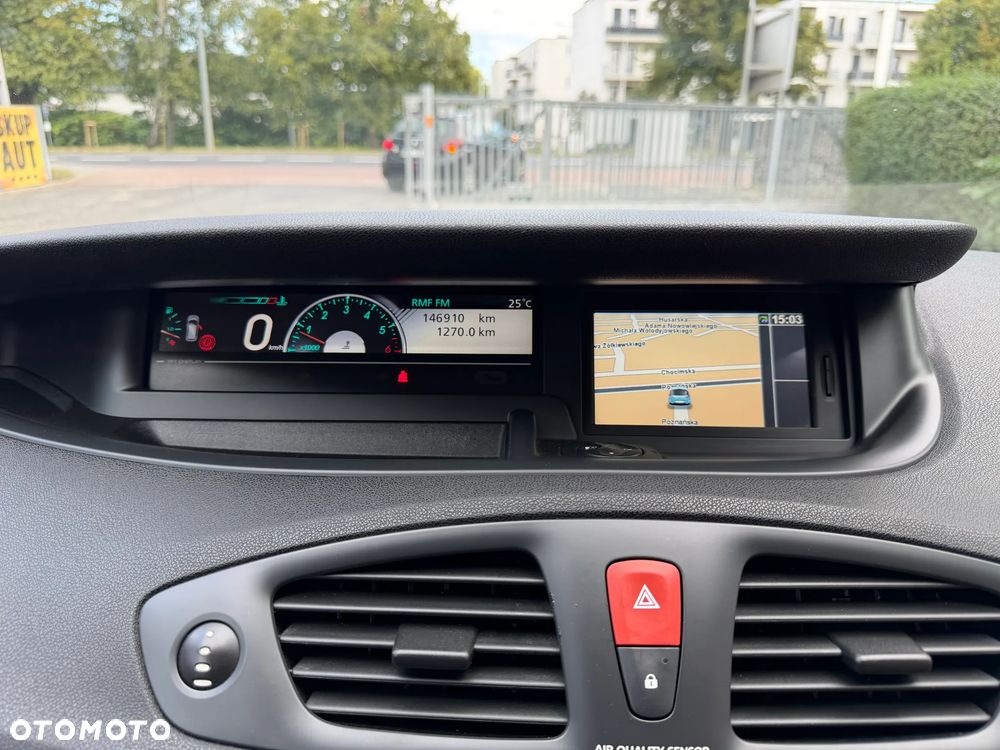 Renault Scenic - 28