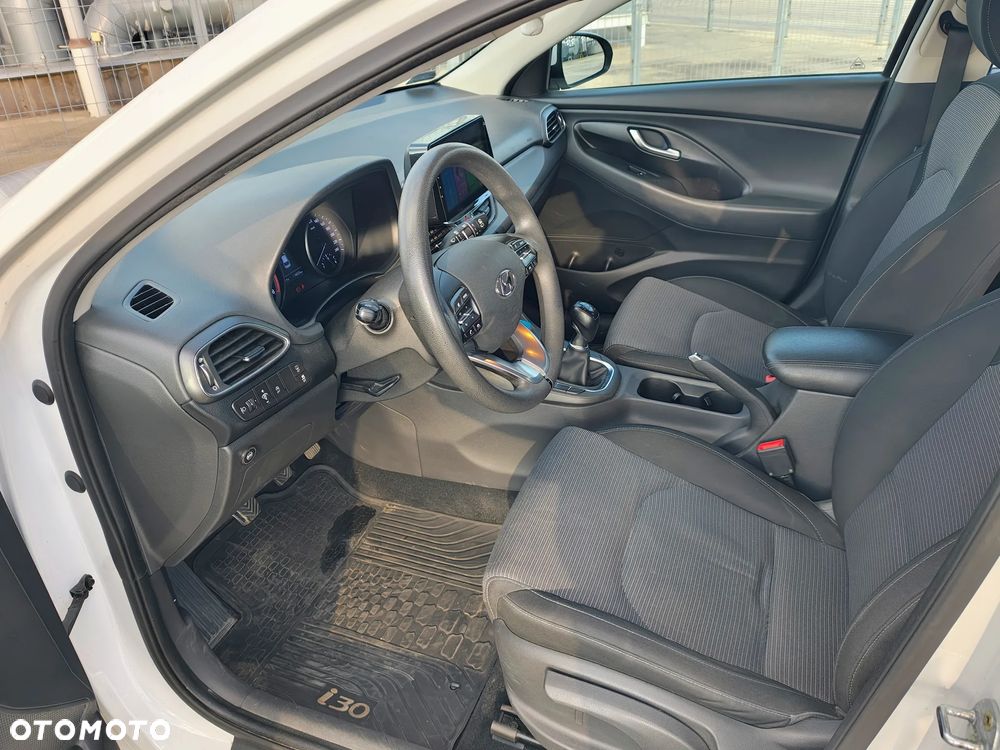 Hyundai i30 - 22