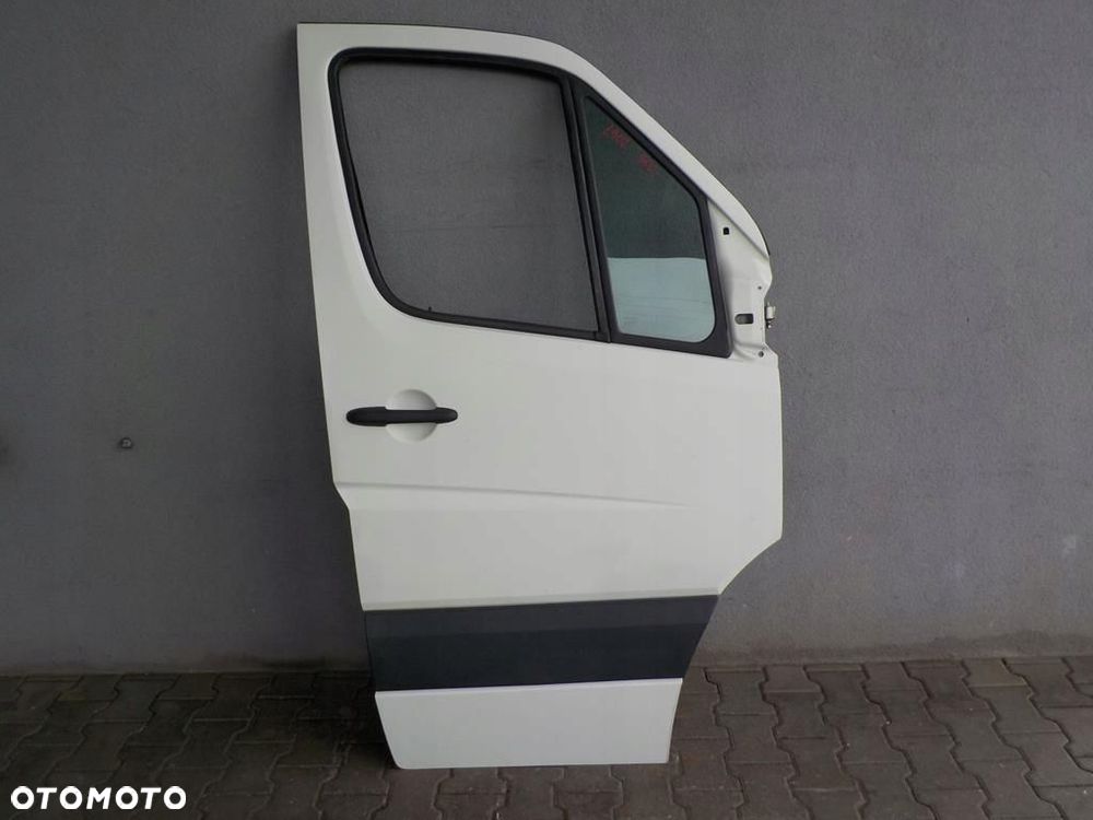 VW CRAFTER SPRINTER 906 DRZWI PRAWE PRZÓD PASAŻERA - 1
