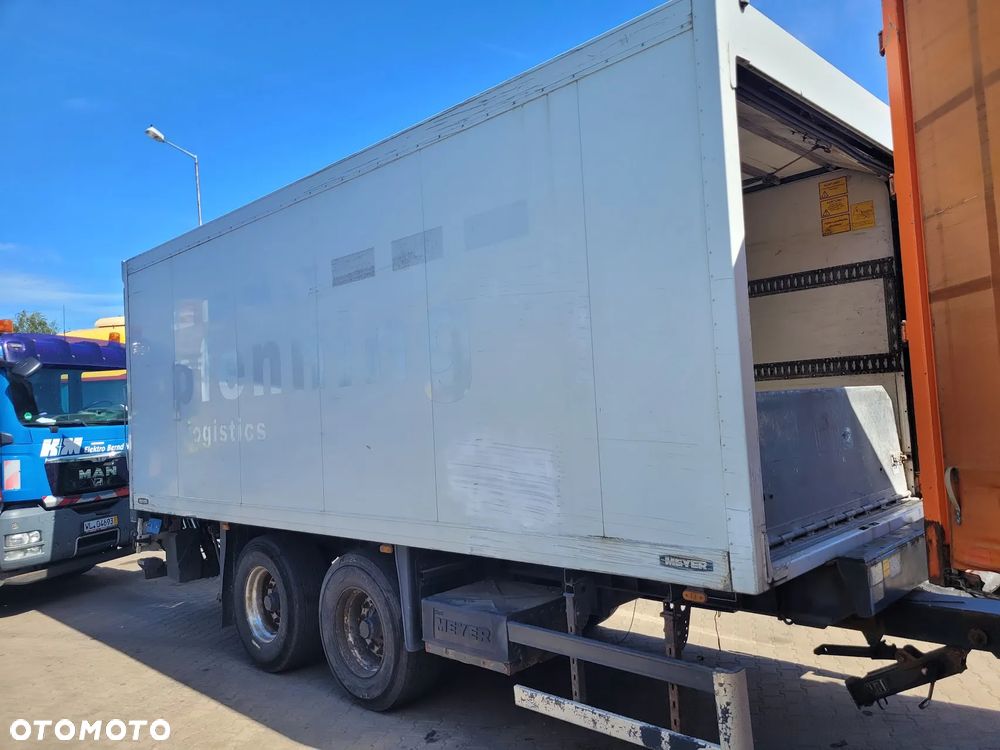 Kögel chłodnia izoterma*przejazdowa*tandem*przewierty*ogrzewanie* - 9