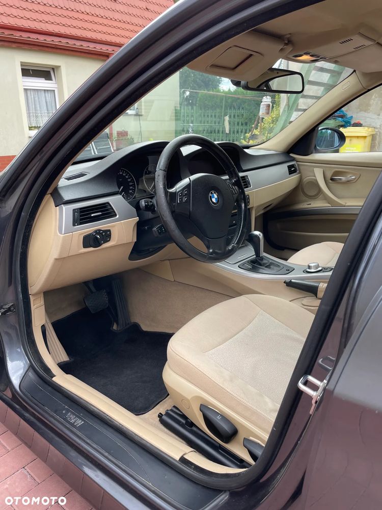 BMW Seria 3 320d xDrive DPF Edition Fleet - 11