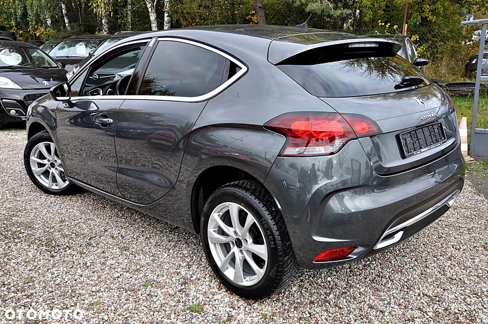 Citroën DS4 1.6 HDi SoChic - 12