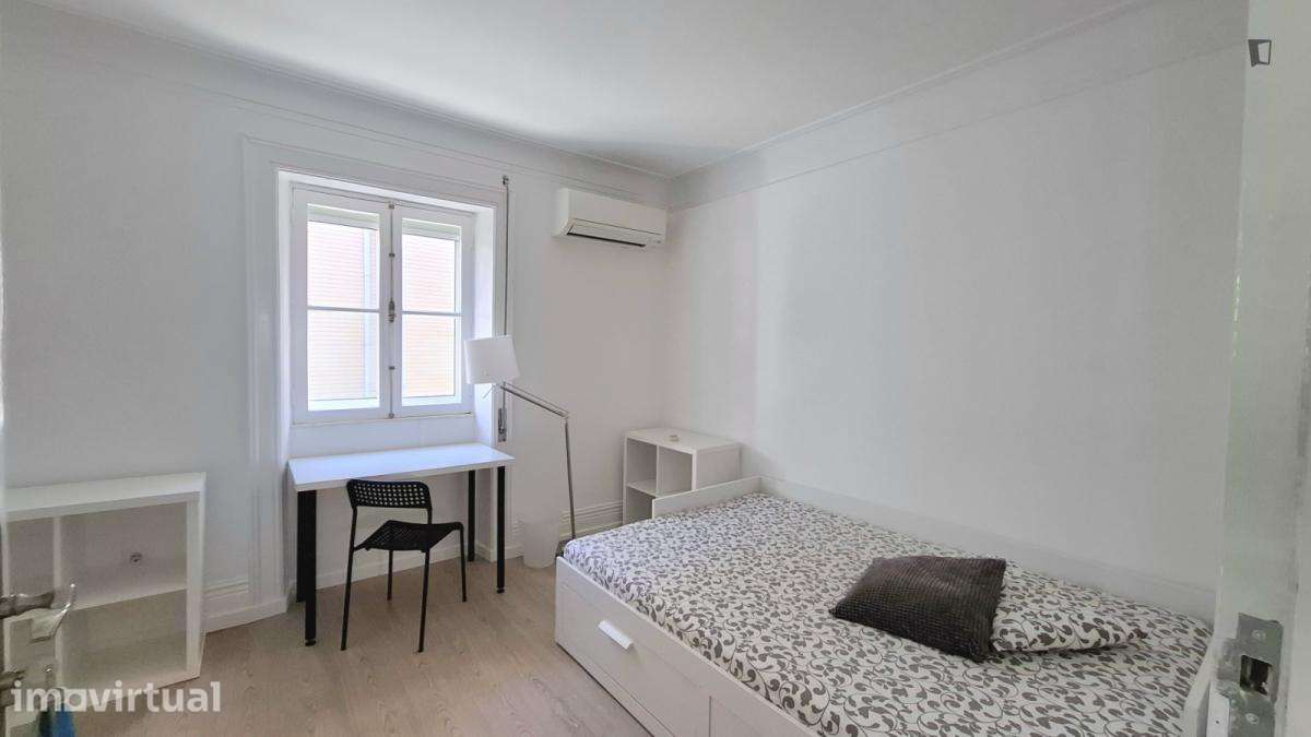 Quarto - localizado em Rio Tinto Porto - Grande imagem: 5/60