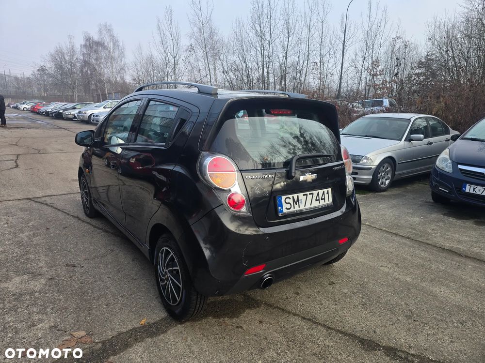 Chevrolet Spark 1.0 Base+ - 14