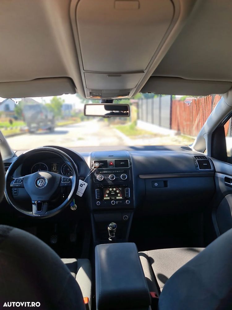 Volkswagen Touran 1.6 TDI BlueMotion Technology Comfortline - 16