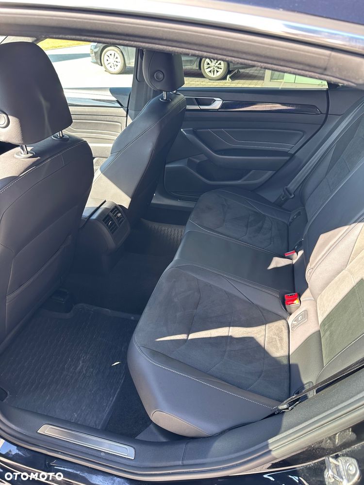 Volkswagen Arteon 2.0 TSI R-Line DSG - 9