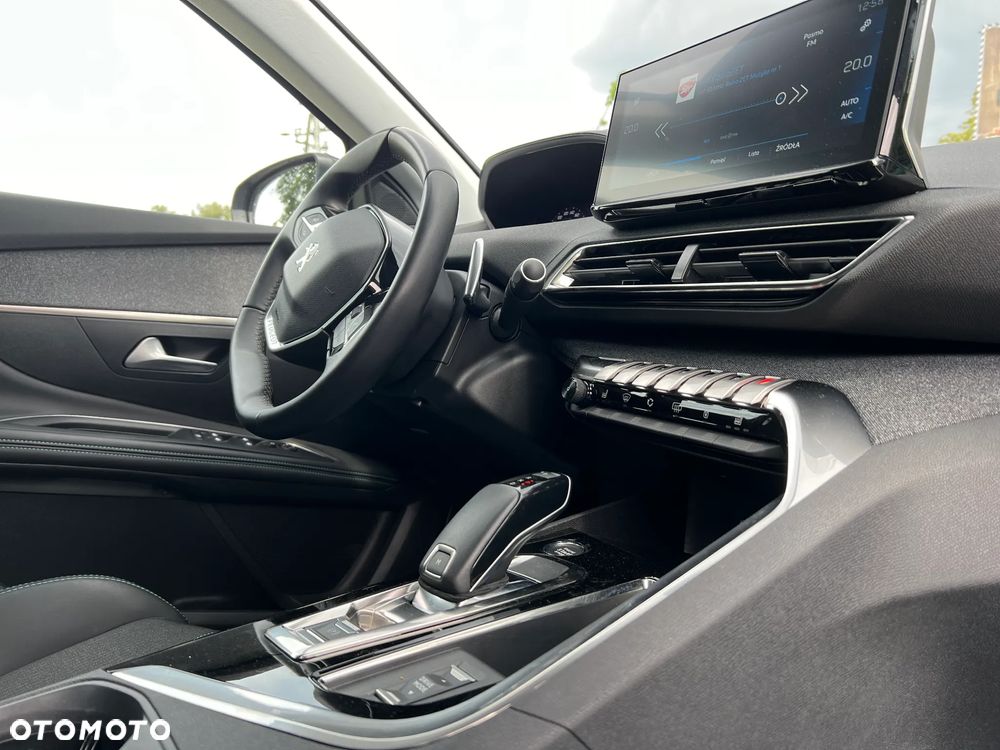 Peugeot 3008 1.5 BlueHDi Allure Pack S&S EAT8 - 22