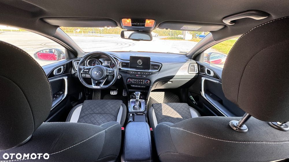 Kia ProCeed - 19