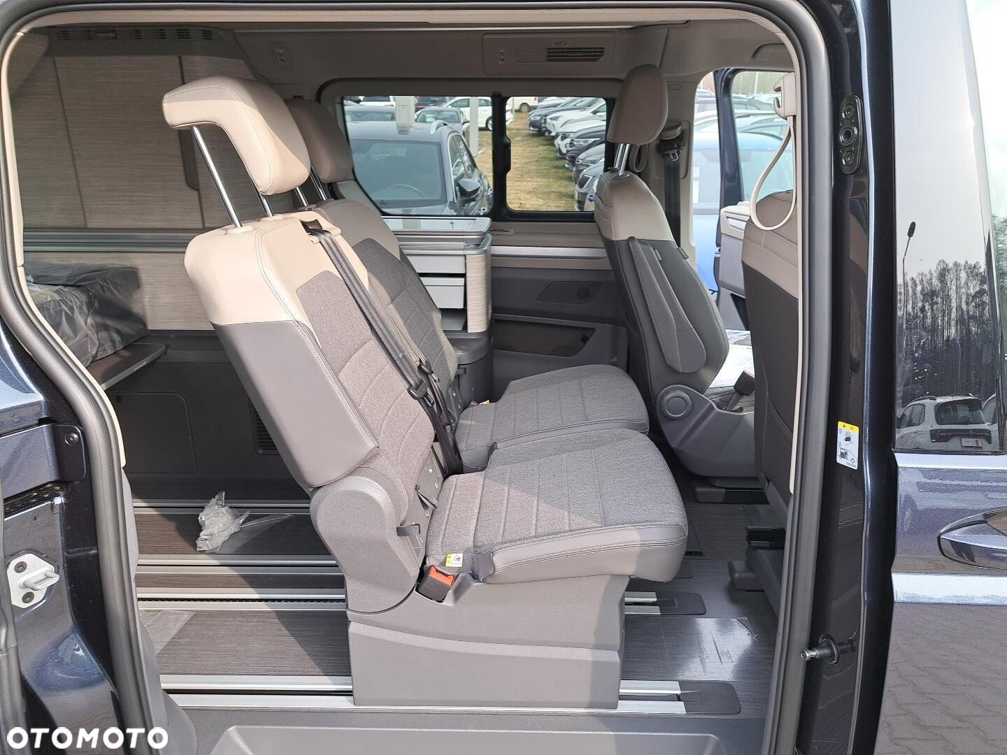 Volkswagen California - 23