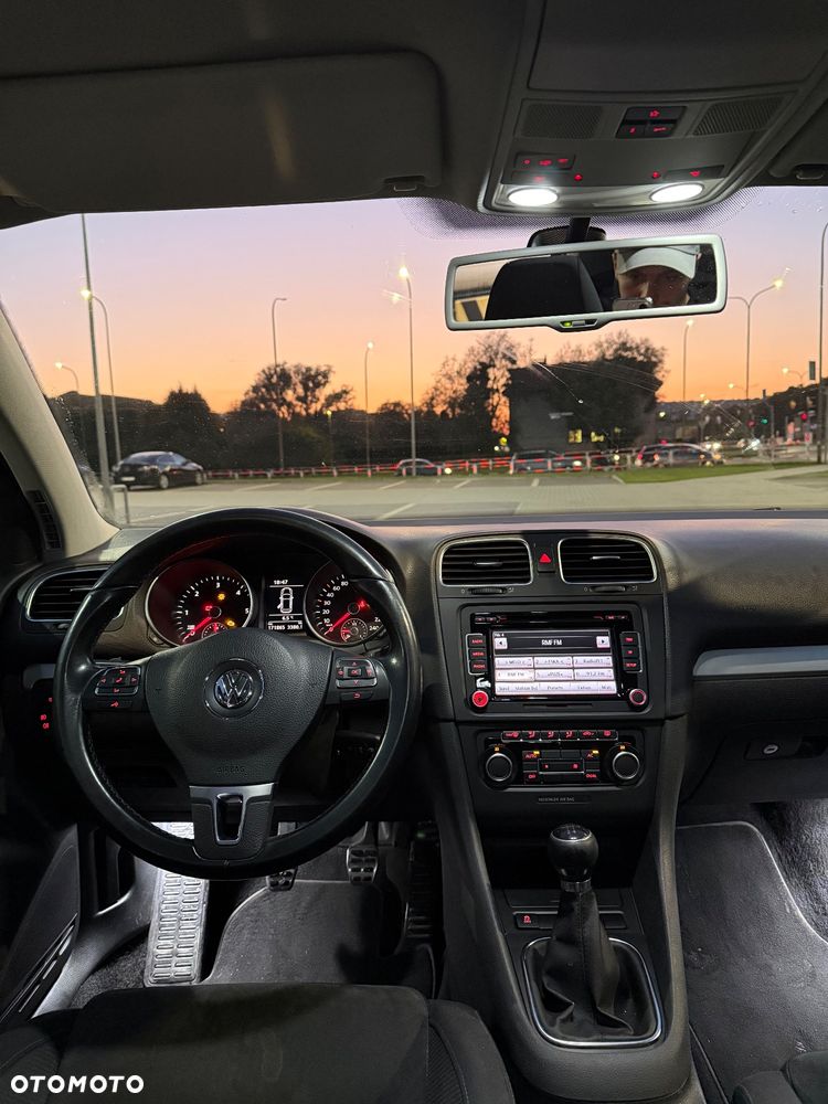 Volkswagen Golf - 9