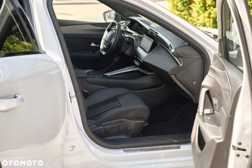 Peugeot 308 1.2 PureTech GT S&S EAT8 - 22