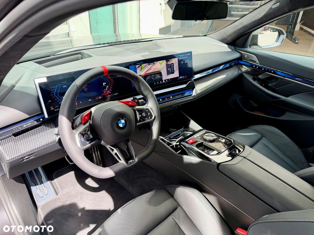 BMW M5 PHEV - 12