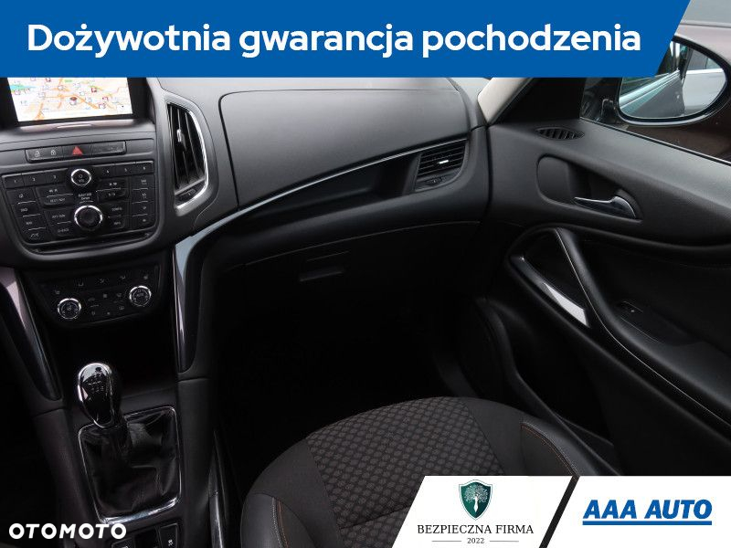 Opel Zafira - 9